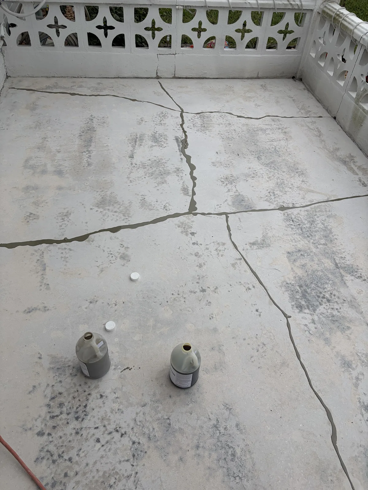 Crack repair work before coating